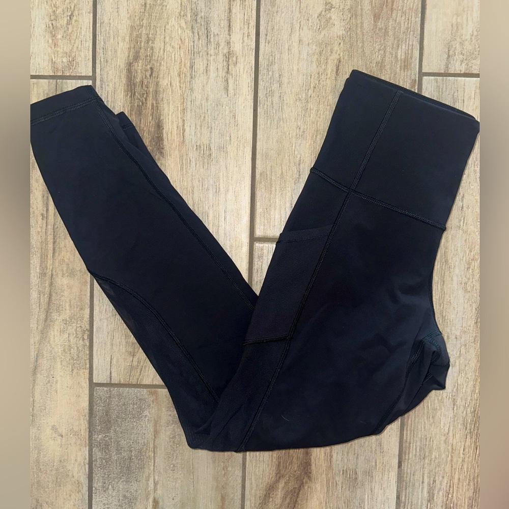 Lululemon 🍋 Mesh Panel Leggings